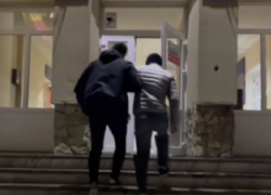 В Кишиневе 19-летний гопник избил 18-летнего и отобрал iPhone за 17 200 леев