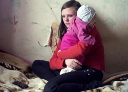 Незащищенный секс 13-летней девочки вызвал кесарево сечение для спасения ее и ребенка