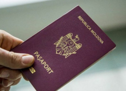Граждане Молдовы с просроченными паспортами смогут вернуться домой и поехать в отпуск