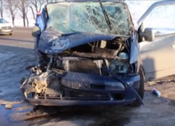 На трассе Бельцы-Кишинев столкнулись два микроавтобуса: один человек в больнице