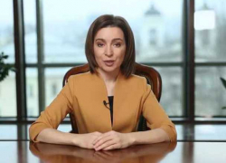Как Санду решила стать последним оплотом демократии в Молдове: ей самой-то не смешно? 