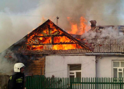 Пожилая женщина едва не погибла из-за беспечности собственных внуков