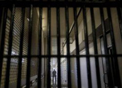 Мужчина зарезал на Рождество собутыльника, изнасиловавшего 5-летнюю девочку