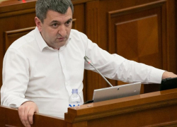 Грандиозный скандал, связанный с примэрией: Карп передаст в прокуратуру отчет о распределении жилья в Apă-Canal