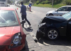 Неожиданный маневр лихача на BMW привел к госпитализации водителя в Яловенах 