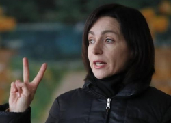 Завтра Майя Санду получит первую дозу AstraZeneca