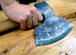 Ужасные травмы топором нанес один сосед другому в Приднестровье