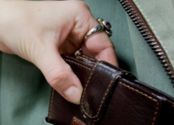 Полиция предупреждает – в транспорте промышляют воровки