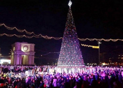 Совсем скоро Кишинев заиграет новогодними красками