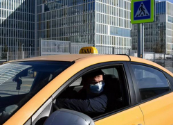 Таксисты не справляются с подорожанием топлива: «Работаем себе в убыток» 