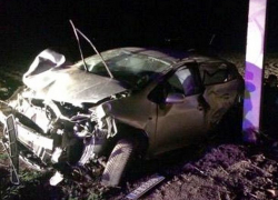 Пьяный водитель врезался в столб в Единецком районе: один человек погиб, четверо – в больнице