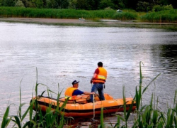 Россиянин погиб в молдавском озере, пытаясь найти утопленника 