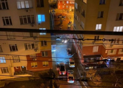 Девушка погибла, упав с 14 этажа