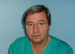 Известный врач потерял сознание и рухнул, оперируя женщину с внематочной беременностью 