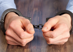 Убийство любимой на почве ревности и 60 с лишним ножевых: Обвиняемый получил 18 с половиной лет