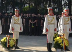 Военнослужащему Почетного караула стало плохо во время церемонии