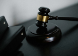 Жителя Оргеева приговорили к 11 годам тюрьмы за торговлю людьми и сексуальную эксплуатацию