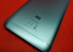 Фанат бендерской команды украл мобильник у ее футболиста