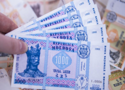  На рост зарплат медикам в будущем году пойдет около 3 млрд леев