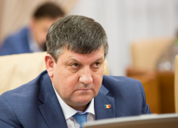 Осужденный за коррупцию экс-министр транспорта задержан в Леушенах