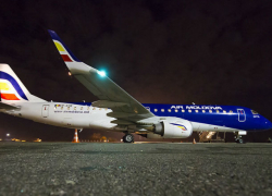 Молния ударила в самолет Air Moldova: «с бешеной скоростью мы полетели вниз»