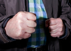 Во Флорештском районе пьяная компания жестоко избила парня