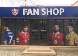 В Кишиневе открылся первый фаншоп национальной сборной по футболу 