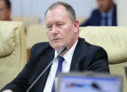 Чокою зачем-то потребовалось съездить в Киев