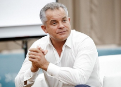 Чьих детей любит Плахотнюк? Вот чью учебу оплатил бывший "хозяин"