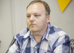 Букарский о решении КС по русскому языку: тем, кто живет в Молдове 300 лет, показали, что они - никто