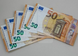 Столичный полицейский задержан за получение взятки в 4 тысячи евро