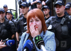 Неприкосновенная Домника: глава КС твердит о "давлении на судей" и прочих небылицах