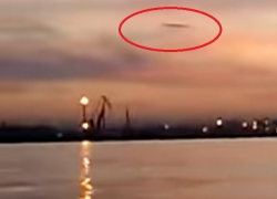 Причудливый НЛО в небе над Одессой сняли на видео