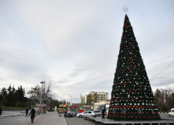 Ярмарки, иллюминации, рождественская елка: с сегодняшнего дня Кишинев окутывает праздничная атмосфера