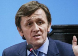 Юрие Чокан подал в отставку и ушел из ЦИК