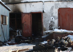 При пожаре на мебельной фабрике в Приднестровье пострадала 80-летняя женщина