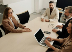 Где в Молдове можно получать зарплату в 70 или 100 000 леев