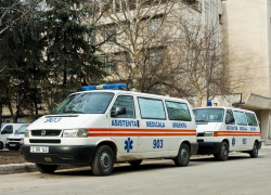 В Молдове мужчина избил врачей "скорой помощи" за то, что они поздно приехали 