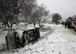 Под Флорештами перевернулся пассажирский рейсовый микроавтобус, ехавший из Кишинёва 