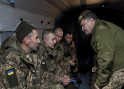 Вернувшийся из плена украинский боец взглянул в глаза Порошенко, который его предал и оболгал