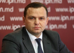 Пауки в банке начали жалить друг друга: Нэстасе выдвинул обвинения против Санду и Канду