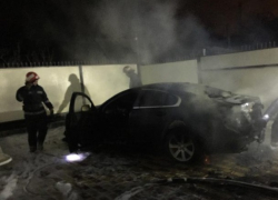 Роскошный «Ягуар» лидера националистов сожгли ночью под Одессой 