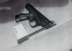 "Где твой черный пистолет?" - на границе задержали малолетку с оружием