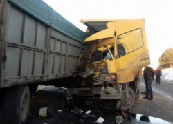 Женщина погибла и двое мужчин получили травмы в столкновении грузовиков в Оргеевском районе