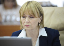 Немеренко ратует за закрытие большинства роддомов в Молдове в угоду элитным учреждениям