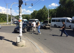 ДТП на оживленном перекрестке Кишинева спровоцировало огромную пробку