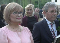 Супруга Гимпу написала книгу о приключениях птичек и принялась за сагу о кошках