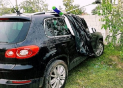 В Криулянском районе задержан 15-летний подросток, укравший 18 тысяч леев из чужого автомобиля