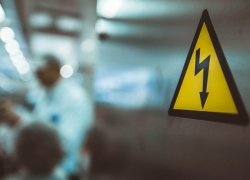 От удара током в Молдове скончался еще один ребенок