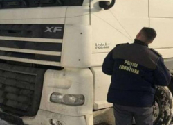 На молдавской таможне обнаружили украденный в Испании грузовик